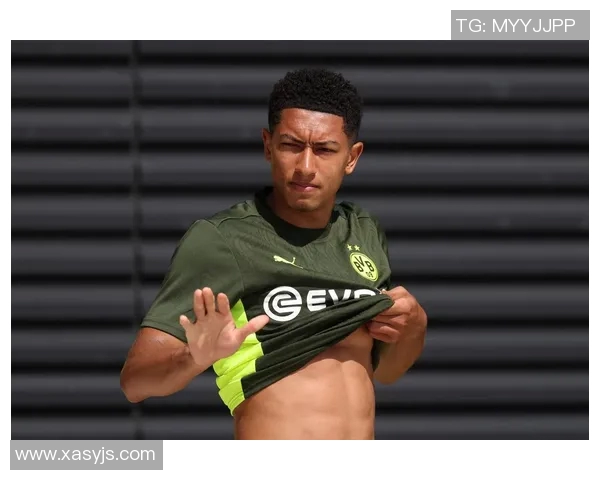 多特蒙德全力以赴备战世俱杯展现球队训练新风貌 多特蒙德全力以赴备战世俱杯展现球队训练新风貌